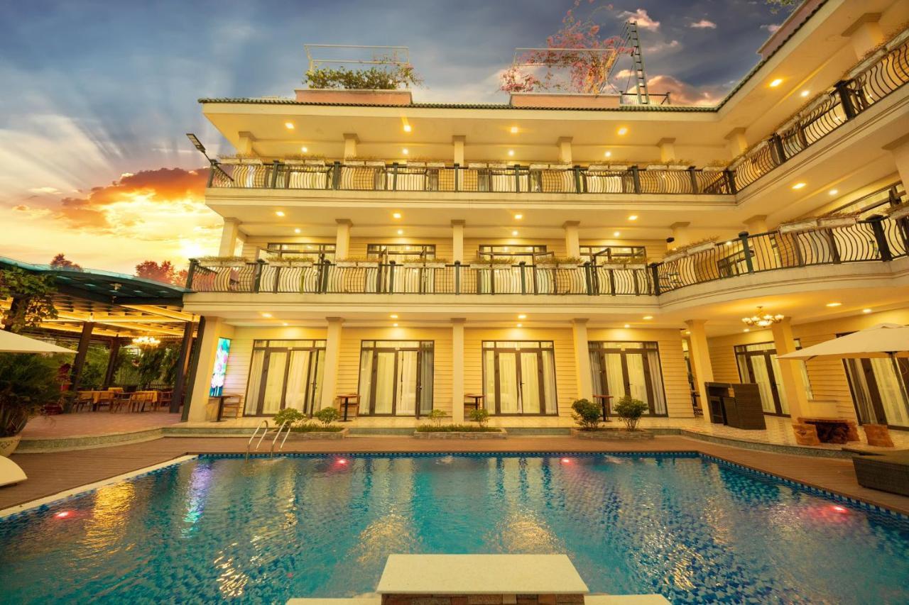 Khu Nghi Duong Huong Sen - Binh My, Cu Chi Hotel Хошимин Екстериор снимка