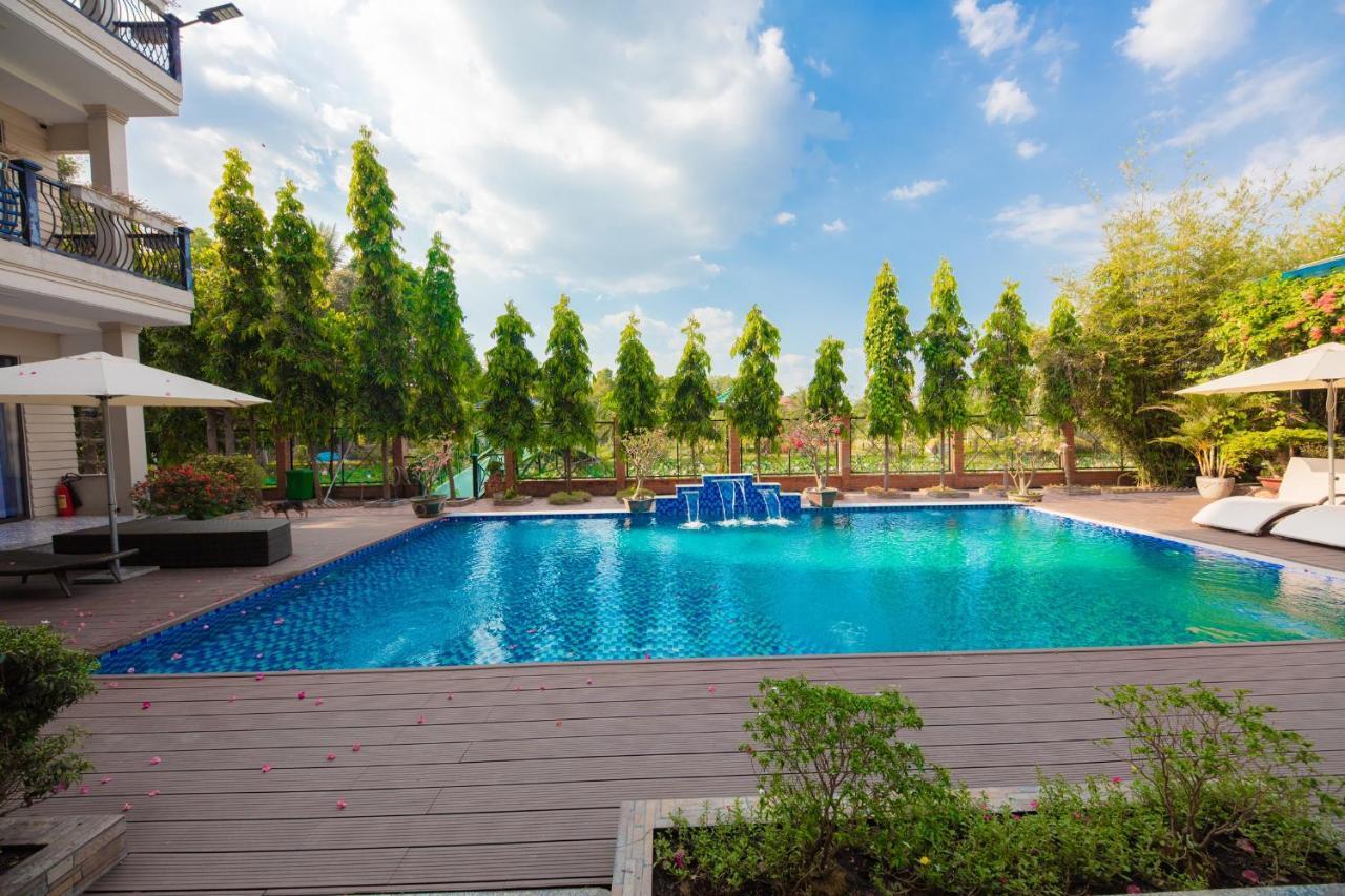 Khu Nghi Duong Huong Sen - Binh My, Cu Chi Hotel Хошимин Екстериор снимка