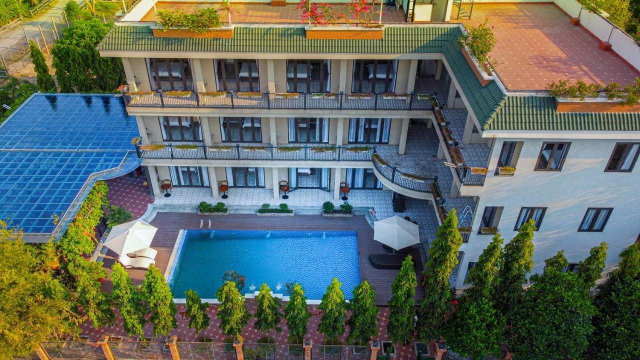 Khu Nghi Duong Huong Sen - Binh My, Cu Chi Hotel Хошимин Екстериор снимка