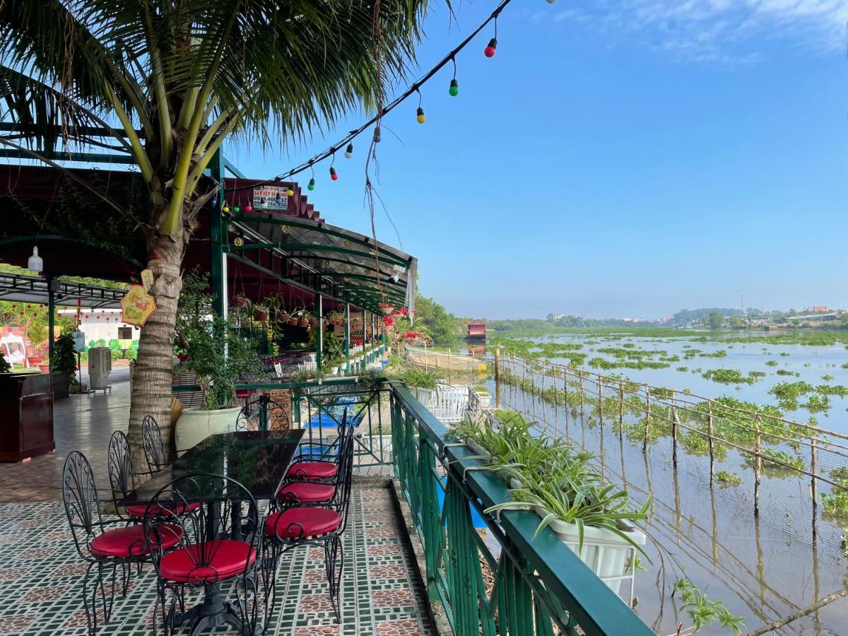 Khu Nghi Duong Huong Sen - Binh My, Cu Chi Hotel Хошимин Екстериор снимка